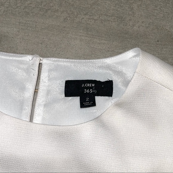 JCREW Ivory Hammered Satin Top size 2 - Picture 3 of 5